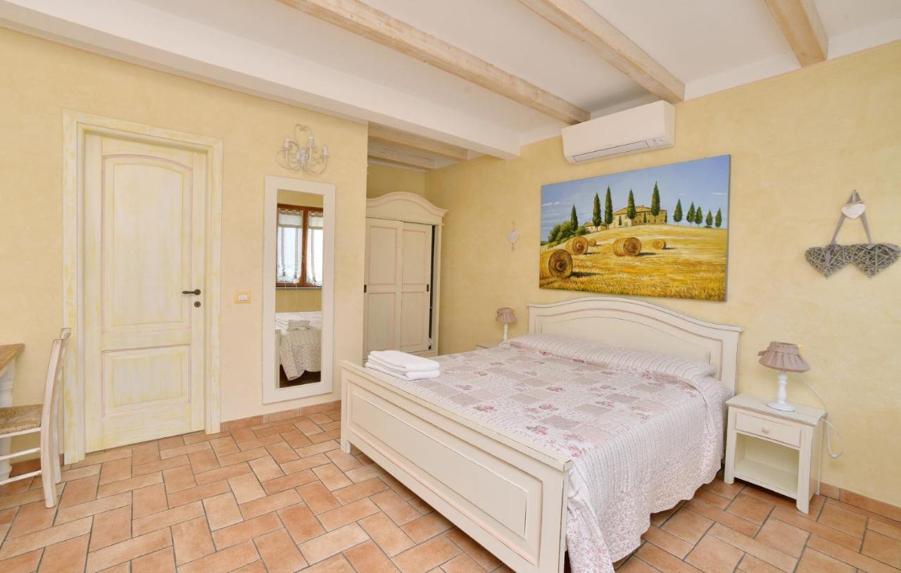 B&B Le Colline Di Bana คาโมยลี ภายนอก รูปภาพ